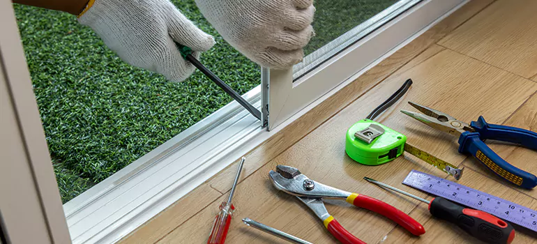 Window Hinge Repair in Coconut Creek, FL