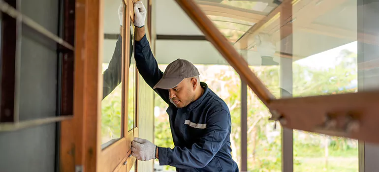 Double Hung Vinyl Window Sash Replacement in Coconut Creek, FL